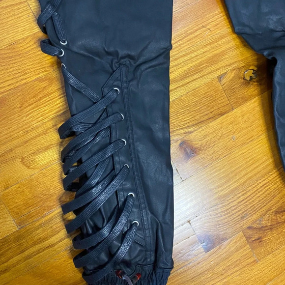 black wax mega lace cargo joggers - Picture 8 of 8